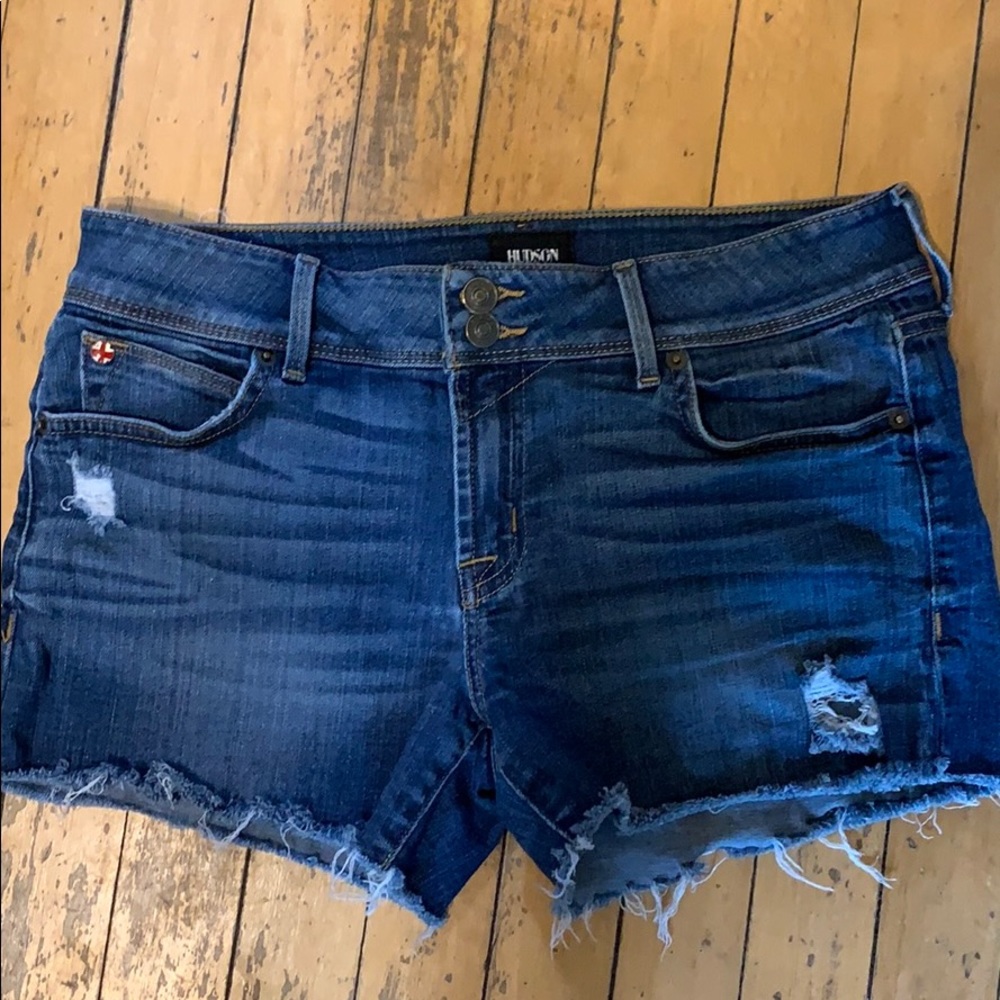 Hudson Croxley 27 Denim Jean short. Like new.